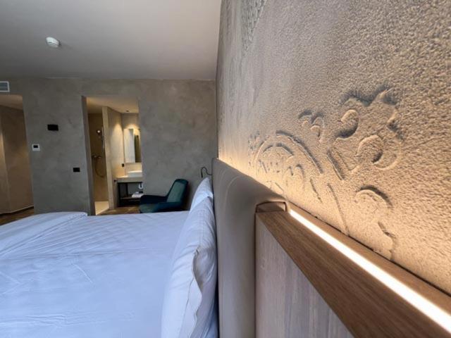 Parc Hotel San Pietro Spiazzi Di Caprino Екстер'єр фото
