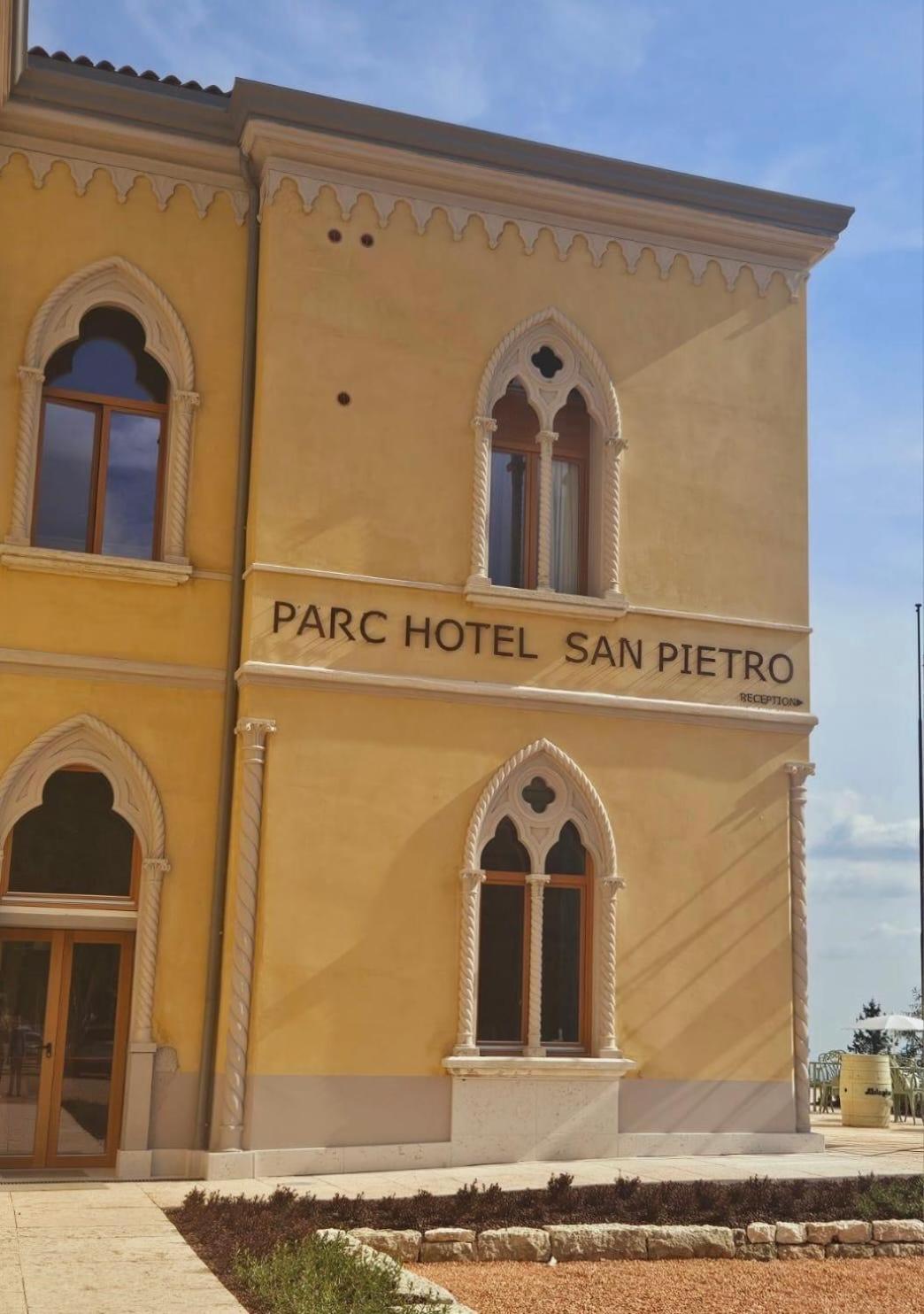 Parc Hotel San Pietro Spiazzi Di Caprino Екстер'єр фото